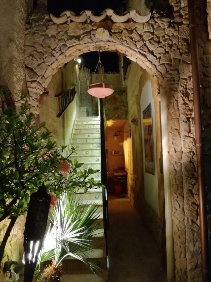 Willa Casa Vacanze Mediterraneo Tre Fontane Zewnętrze zdjęcie