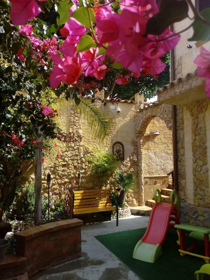 Willa Casa Vacanze Mediterraneo Tre Fontane Zewnętrze zdjęcie
